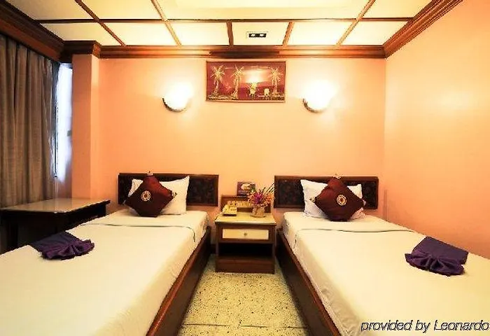Bangkok Loft At Nana Station Lodge