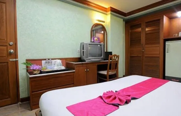 Bangkok Loft At Nana Station Lodge