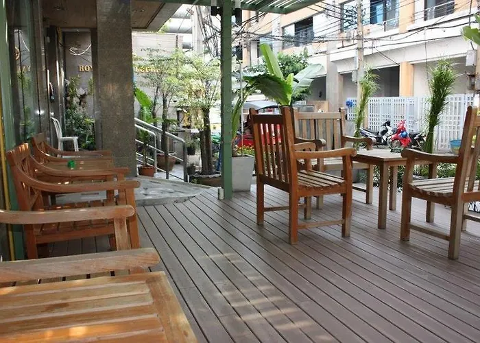 Bangkok Loft At Nana Station
