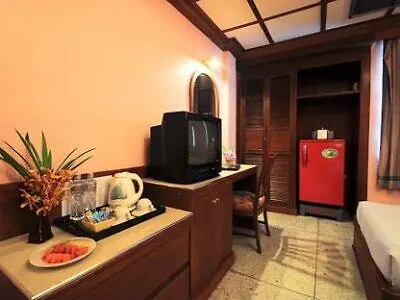 Bangkok Loft At Nana Station Lodge *
