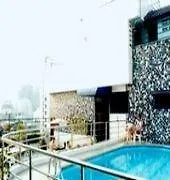 Lodge Bangkok Loft At Nana Station